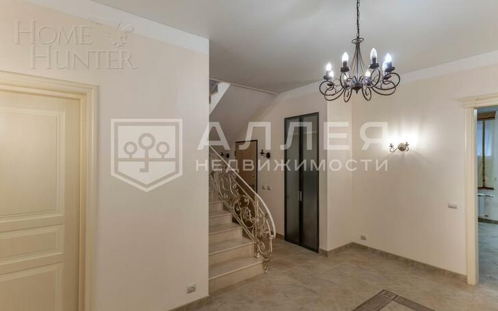 2-этажный коттедж 400 м² с отделкой