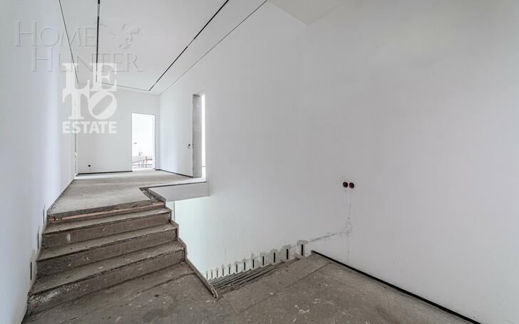 2-этажный коттедж 600 м² без отделки