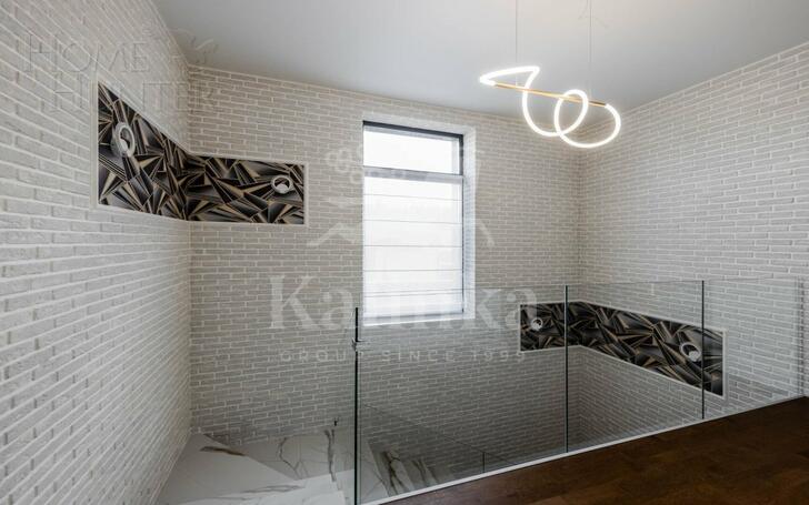 2-этажный коттедж 250 м² с отделкой
