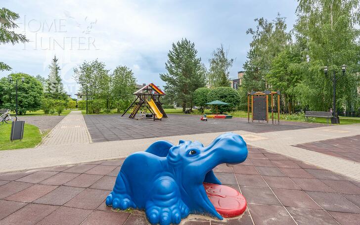 2-этажный таунхаус 250 м² с отделкой