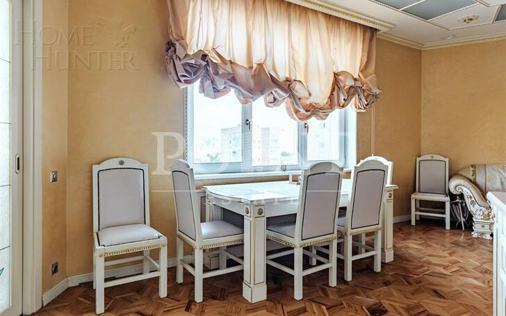 6-КОМН. КВАРТИРА С ОТДЕЛКОЙ 252.3 М² НА 8 ЭТАЖЕ