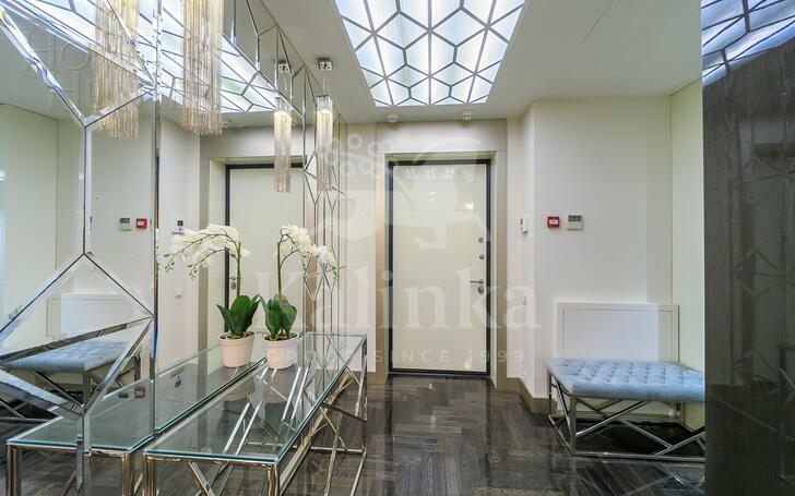 4-КОМН. КВАРТИРА С ОТДЕЛКОЙ 230 М² НА 6 ЭТАЖЕ