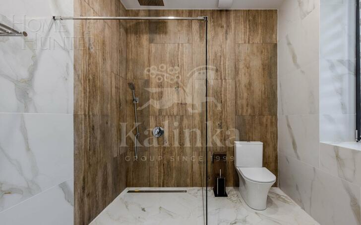 2-этажный коттедж 250 м² с отделкой