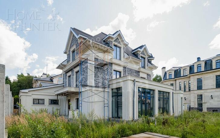 2-этажный коттедж 500 м² без отделки