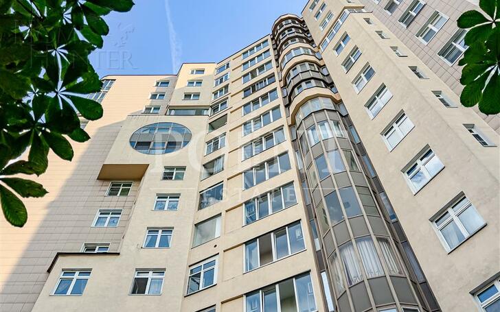 6-КОМН. КВАРТИРА С ОТДЕЛКОЙ 252.3 М² НА 8 ЭТАЖЕ