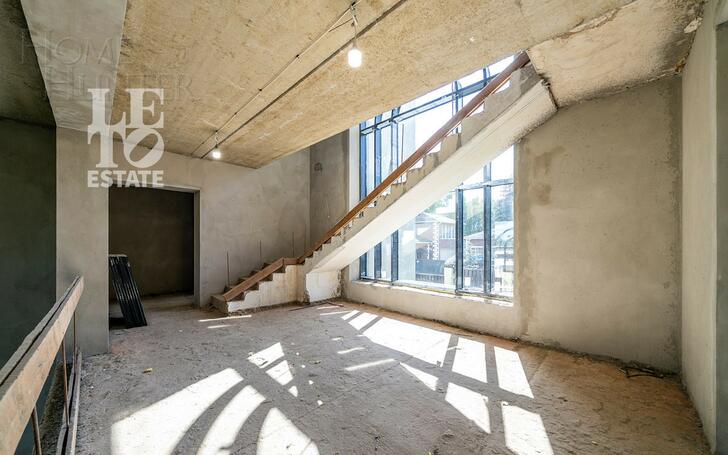 3-этажный коттедж 770 м² без отделки