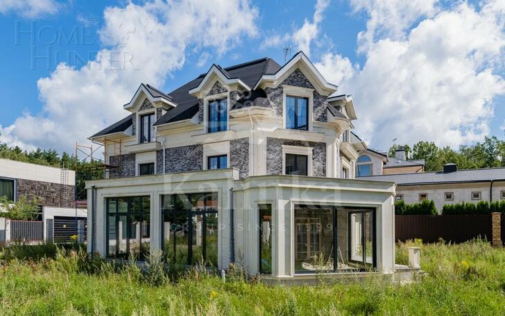 2-этажный коттедж 500 м² без отделки