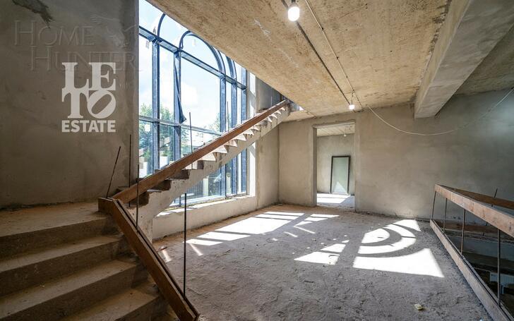 3-этажный коттедж 770 м² без отделки