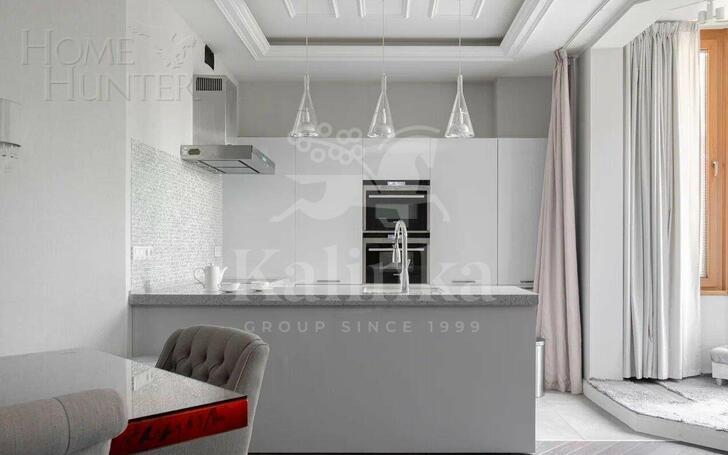 4-КОМН. КВАРТИРА С ОТДЕЛКОЙ 258.2 М² НА 1 ЭТАЖЕ