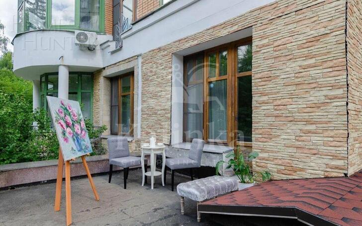 4-КОМН. КВАРТИРА С ОТДЕЛКОЙ 258.2 М² НА 1 ЭТАЖЕ
