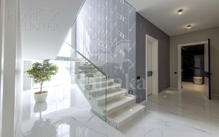 2-этажный коттедж 450 м² с отделкой