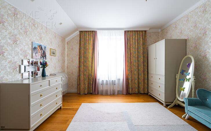 2-этажный коттедж 400 м² с отделкой