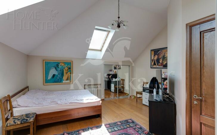 3-этажный коттедж 550 м² с отделкой