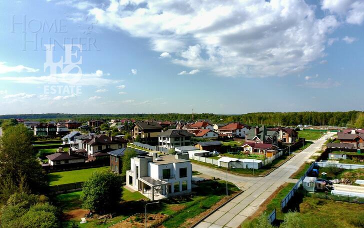 2-этажный коттедж 328.4 м² с отделкой