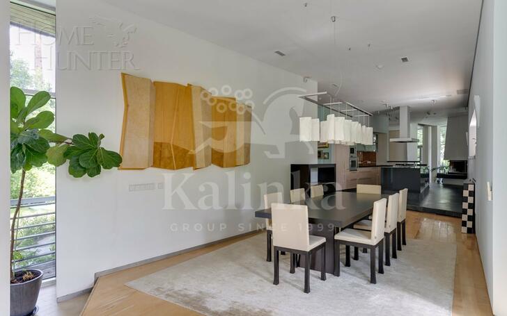 2-этажный коттедж 682 м² с отделкой