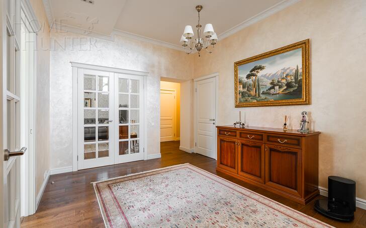 2-этажный коттедж 400 м² с отделкой
