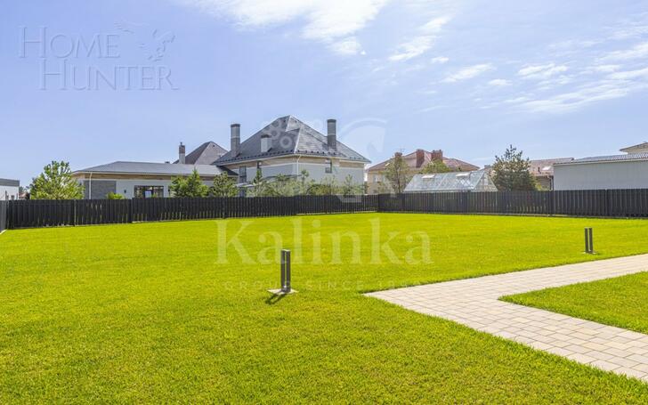 2-этажный коттедж 450 м² с отделкой