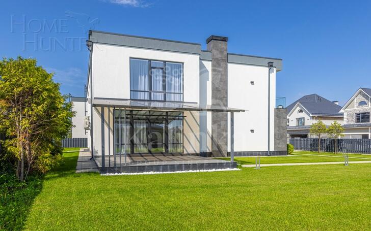 2-этажный коттедж 450 м² с отделкой