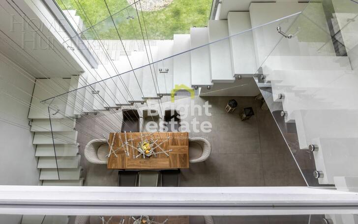 2-этажный коттедж 583.7 м² с отделкой