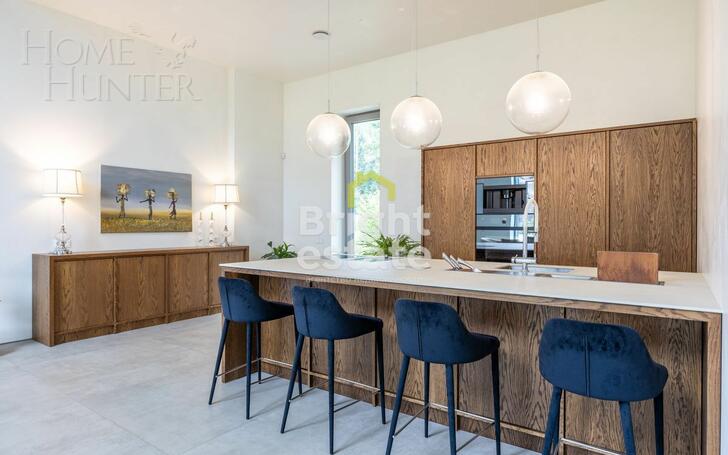 2-этажный коттедж 583.7 м² с отделкой