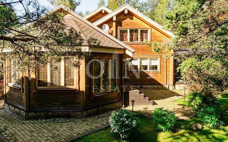 1-этажный коттедж 307 м² с отделкой