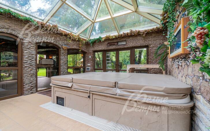 2-этажный коттедж 700 м² с отделкой