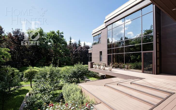 2-этажный коттедж 1 200 м² с отделкой
