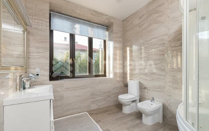 2-этажный коттедж 600 м² с отделкой