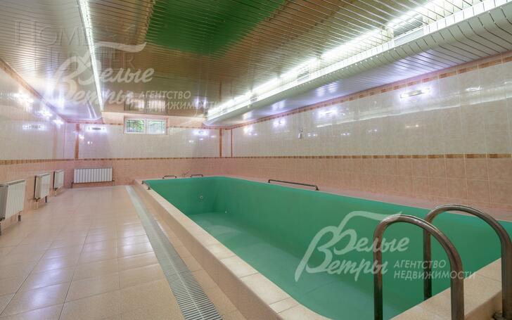 2-этажный коттедж 700 м² с отделкой