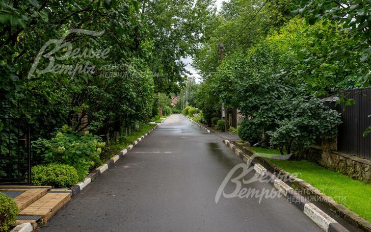 2-этажный коттедж 700 м² с отделкой