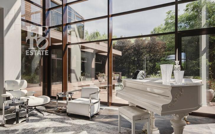 2-этажный коттедж 1 200 м² с отделкой