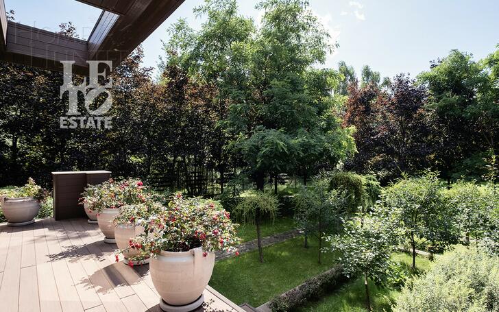 2-этажный коттедж 1 200 м² с отделкой