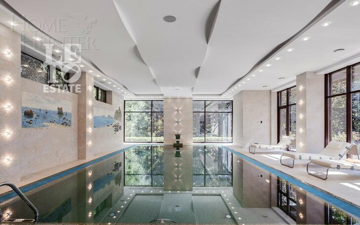2-этажный коттедж 1 200 м² с отделкой