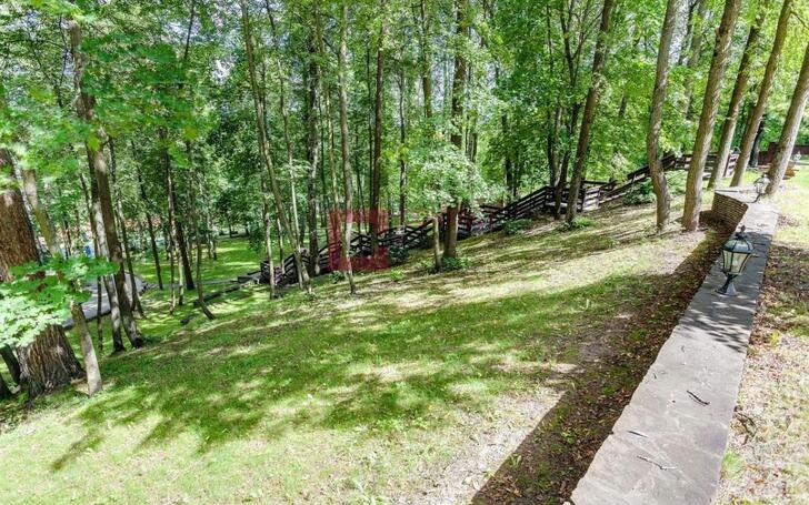 2-этажный коттедж 1 500 м² с отделкой
