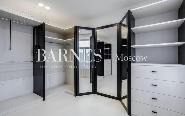 2-этажный коттедж 382 м² с отделкой
