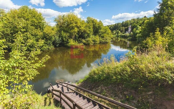 2-этажный коттедж 1 500 м² с отделкой