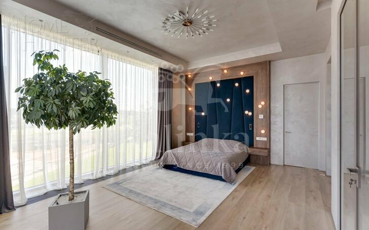 2-этажный коттедж 1 500 м² с отделкой