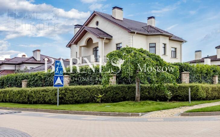 2-этажный коттедж 382 м² с отделкой