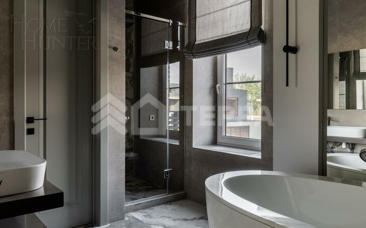 3-этажный коттедж 290 м² без отделки