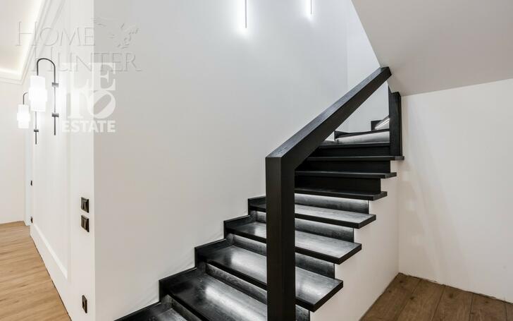 1-этажный коттедж 885 м² с отделкой