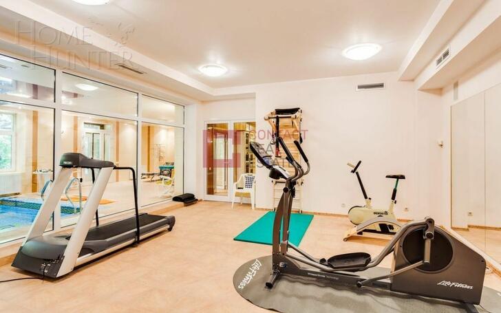 2-этажный коттедж 1 500 м² с отделкой