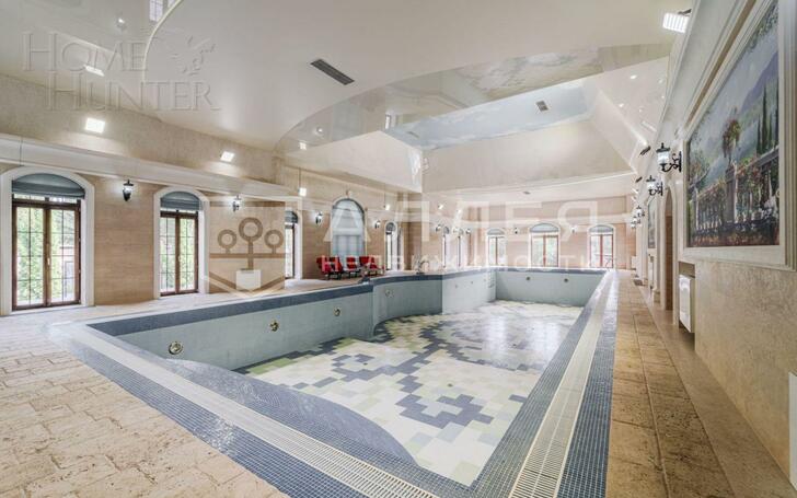 2-этажный коттедж 1 200 м² с отделкой
