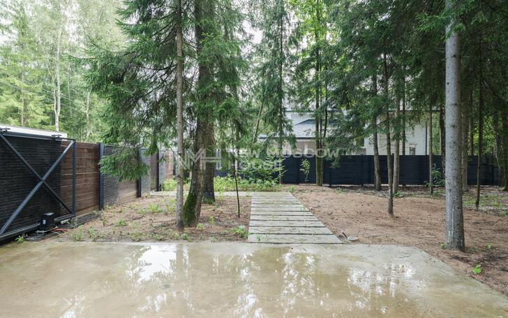 2-этажный коттедж 212 м² с отделкой