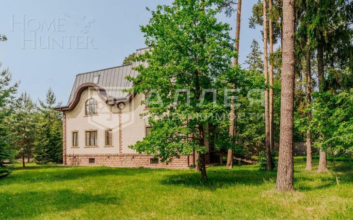 2-этажный коттедж 1 200 м² с отделкой