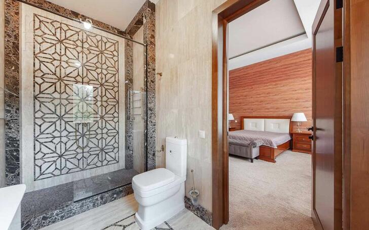 2-этажный коттедж 1 381 м² с отделкой