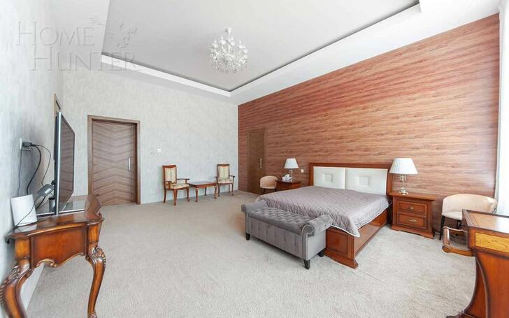 2-этажный коттедж 1 381 м² с отделкой