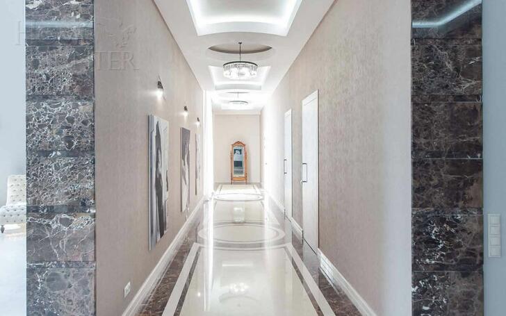 2-этажный коттедж 1 381 м² с отделкой
