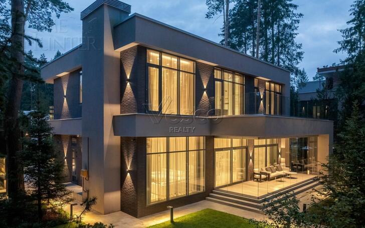 2-этажный коттедж 380 м² с отделкой