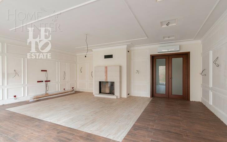 2-этажный коттедж 590 м² без отделки