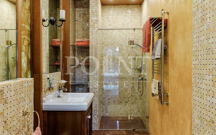 2-этажный коттедж 700 м² с отделкой